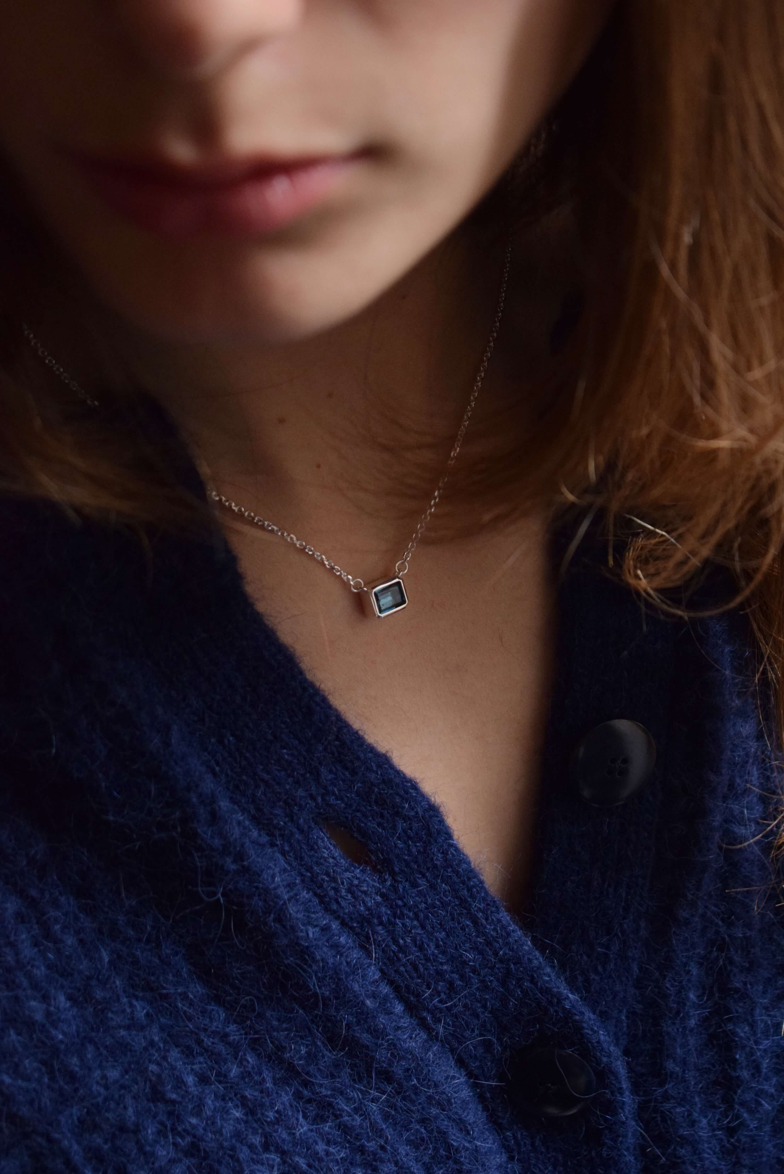 Collana Reversibile "Ceci n'est pas un oeil" Argento 2