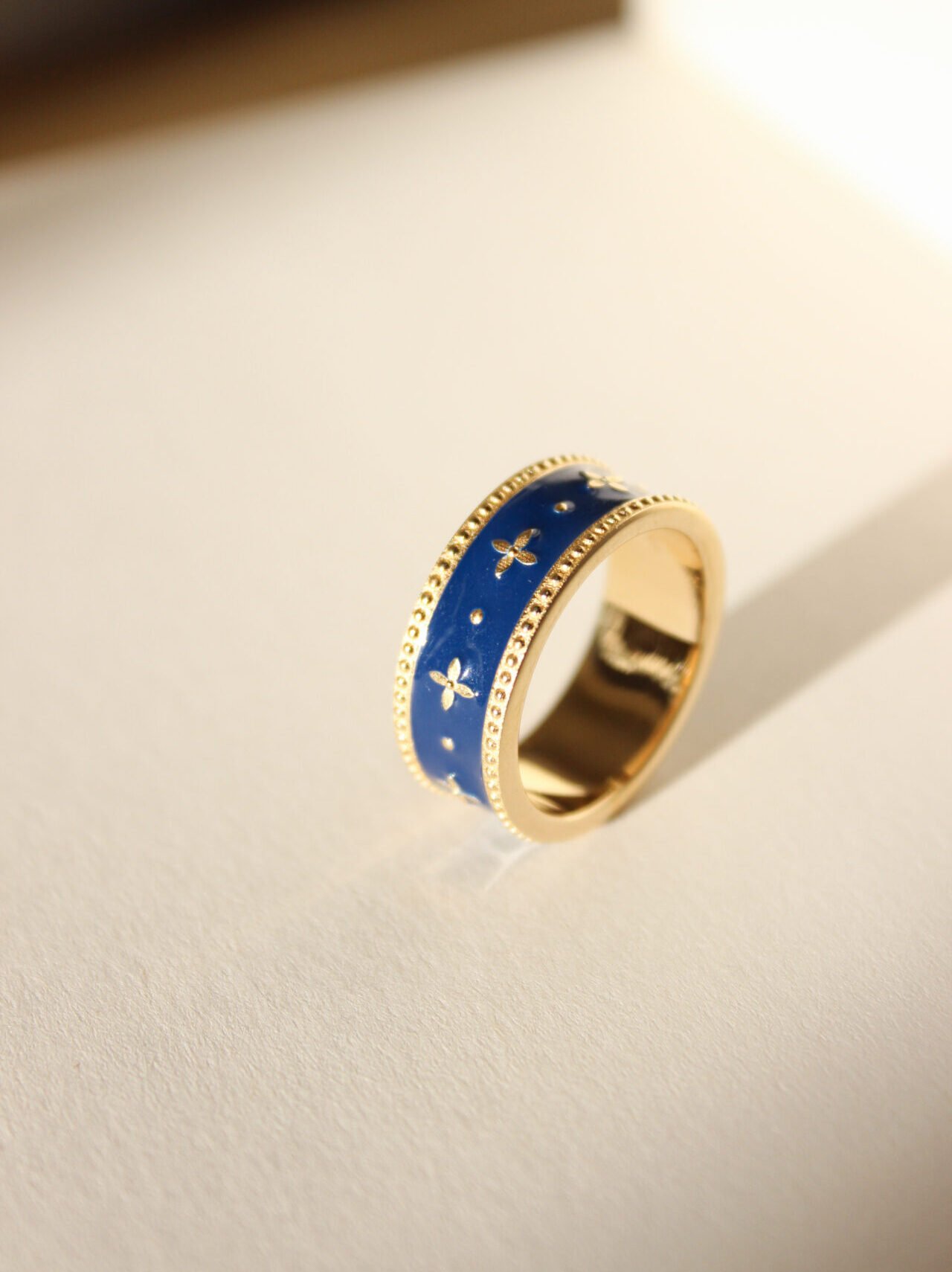 Anello Rinascente oro