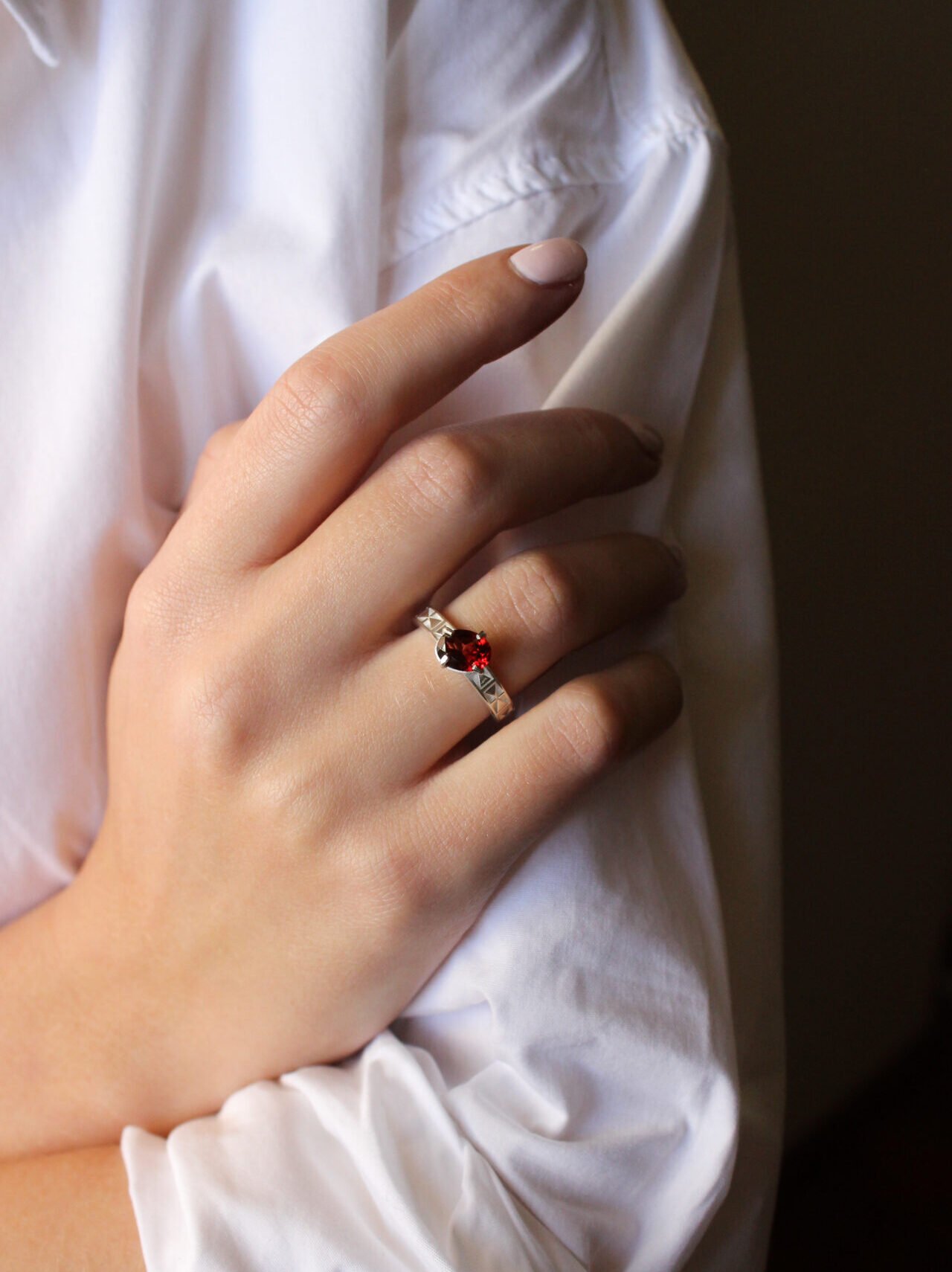 anello anamorfosi arg indossato