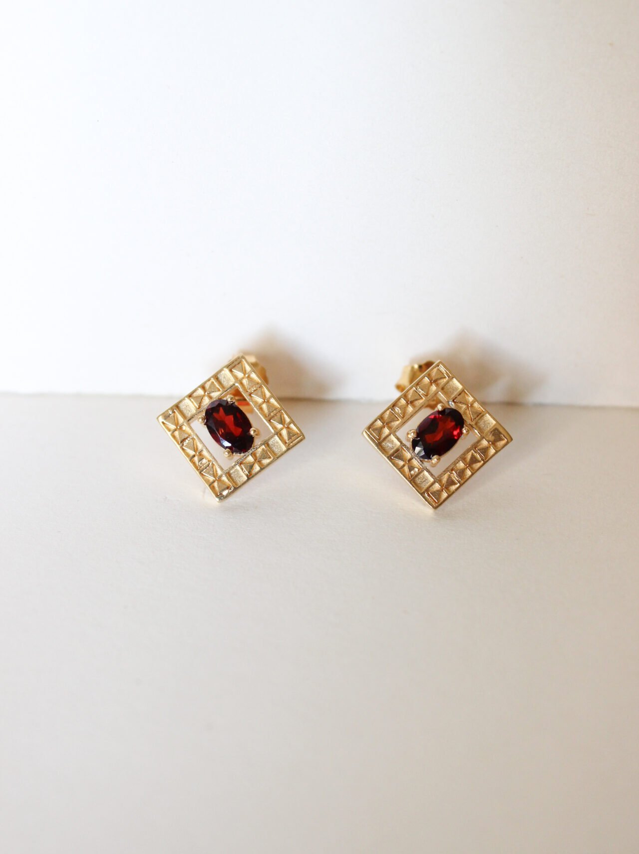 orecchini anamorfosi oro 1